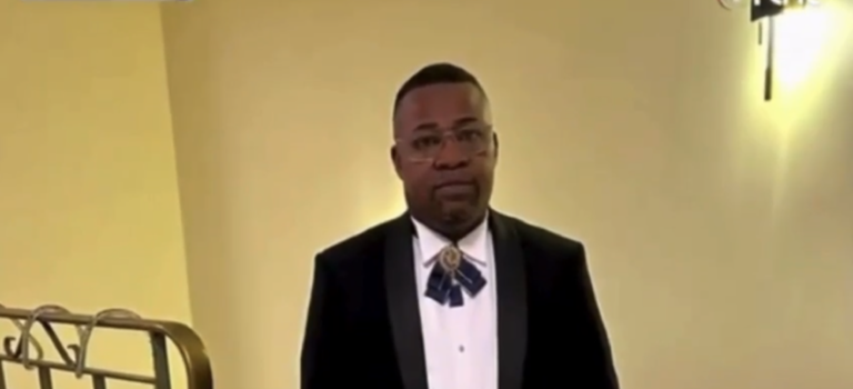 Le DG de FONHAB visite les installations de MK COMPAGNY en France.